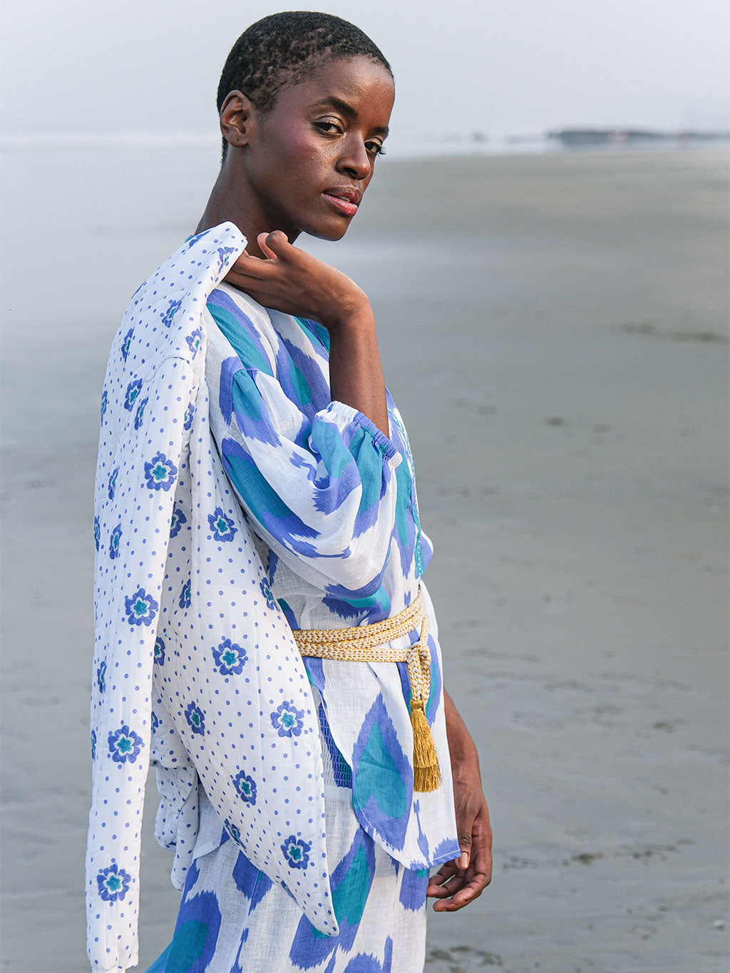 Mugwort Jacket Blue Dots Flower Embroidery on White