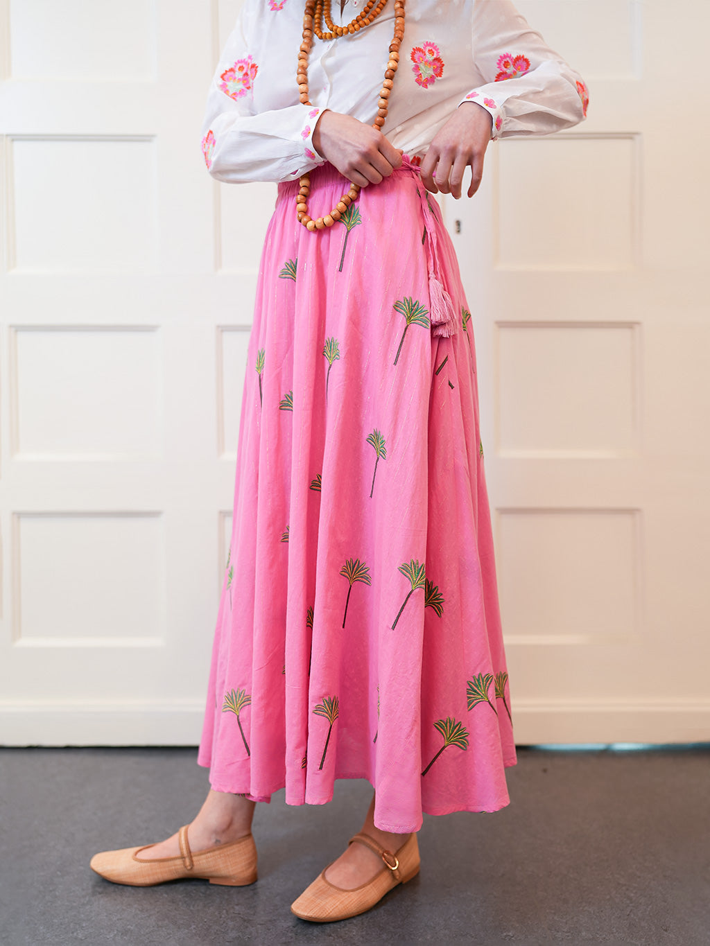 Vanilla Skirt Palm on Pink Lurex Stripe
