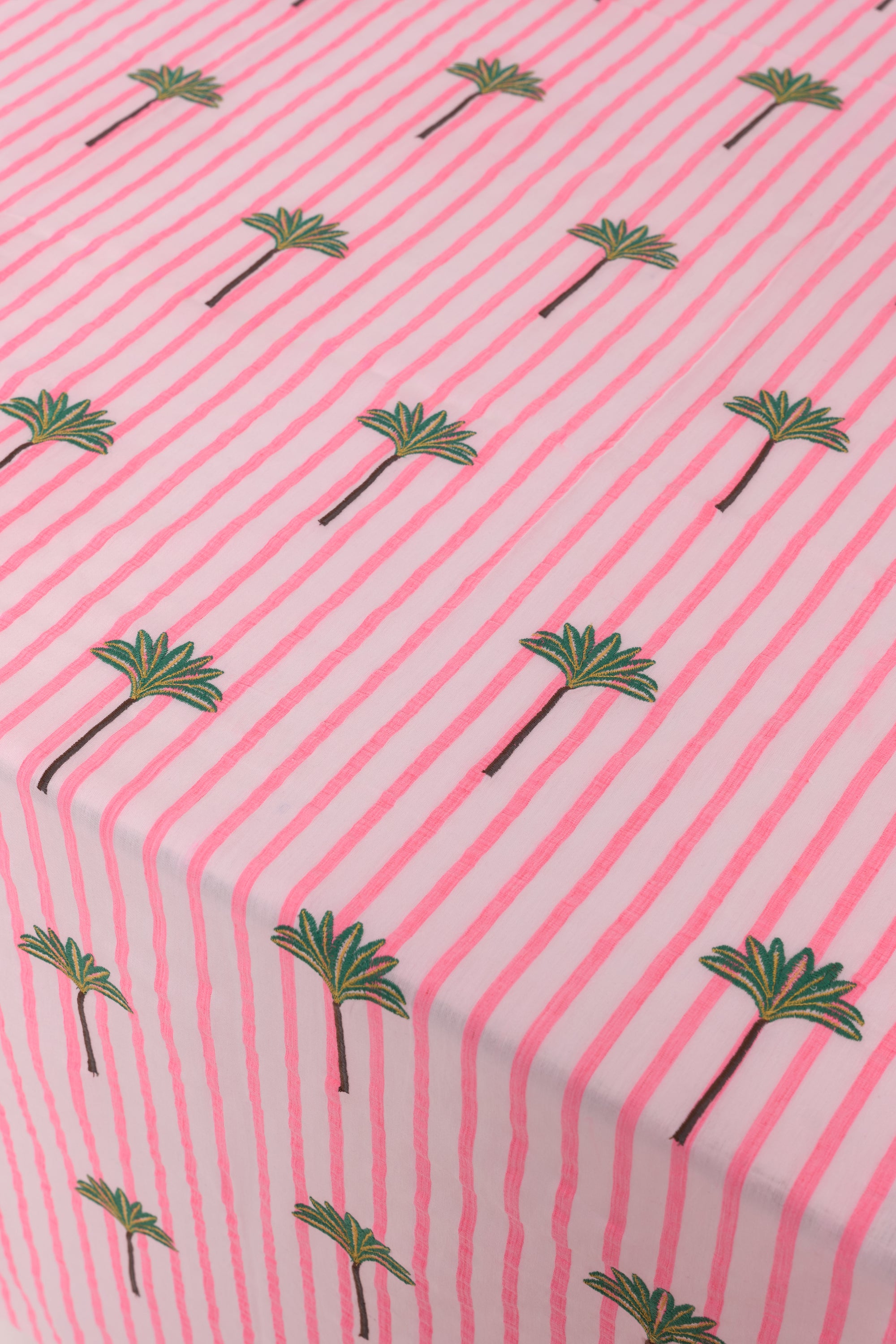 Tablecloth Pink Stripes on White