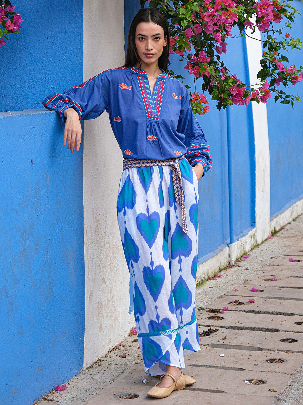 Magnolia Blouse Fish on Blue