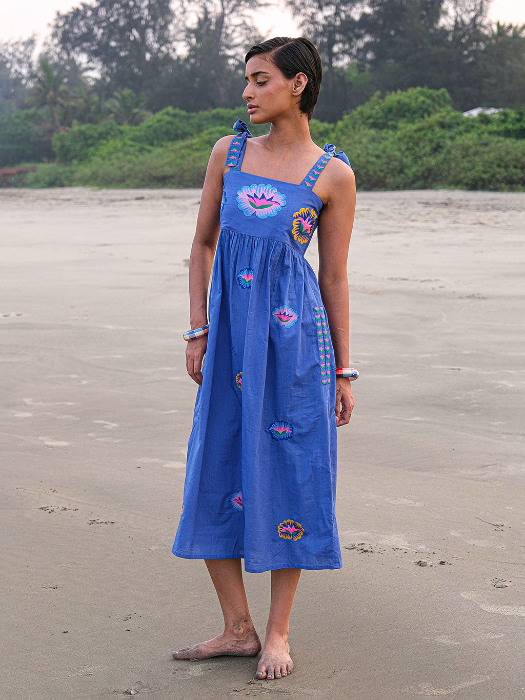 Agate Dress Lotus Flower on Blue