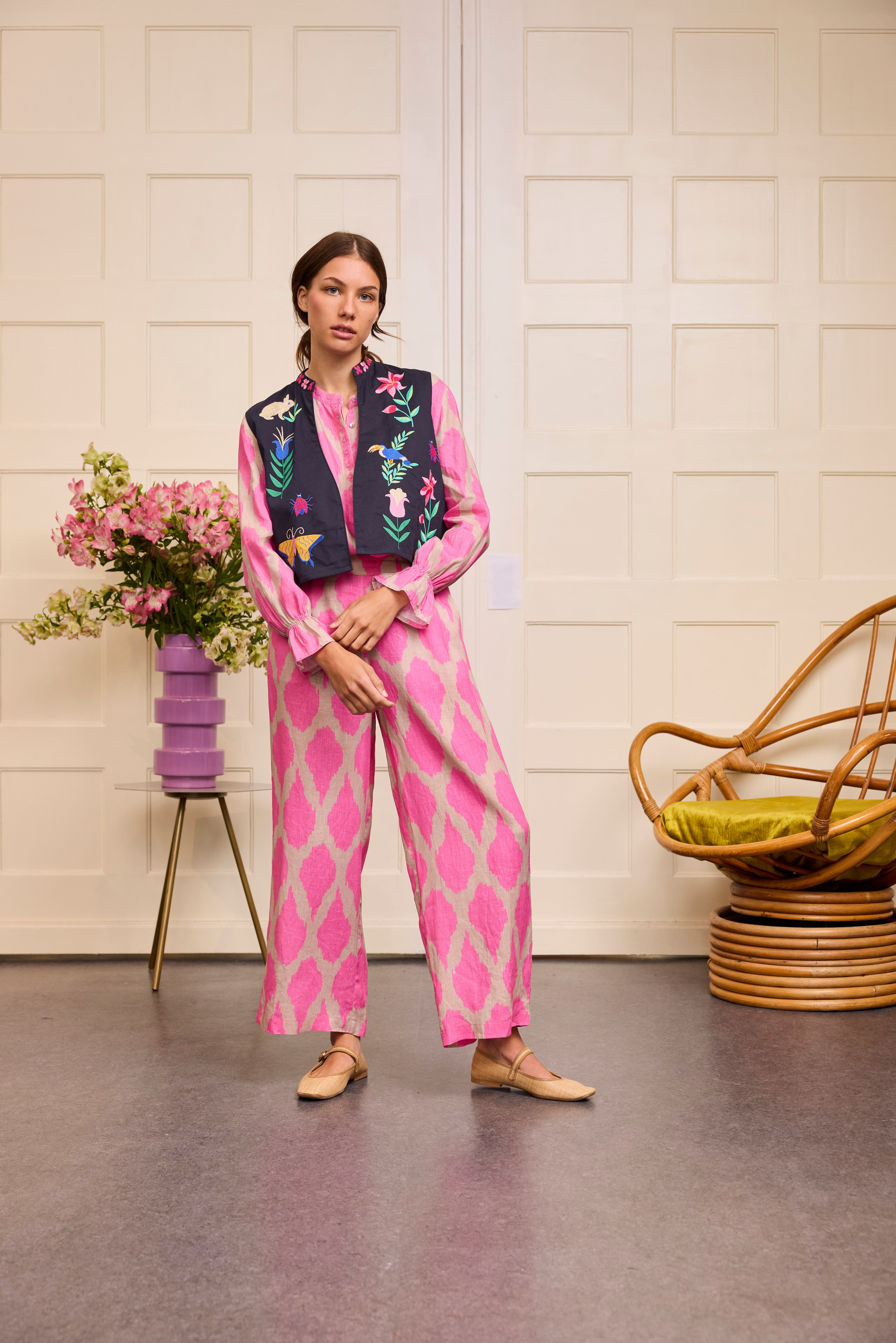 EMBROIDERY CORD VEST