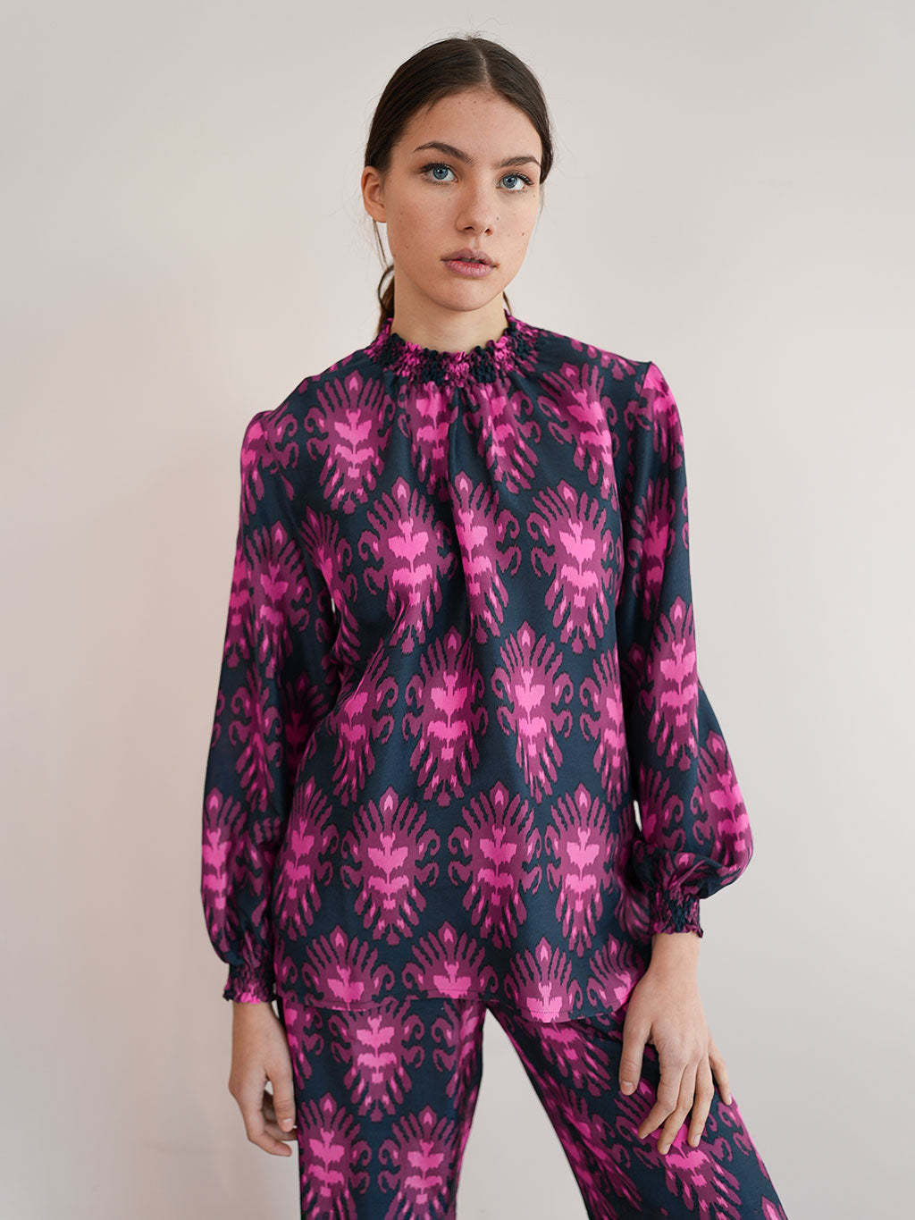 Oregano Blouse Ikat Navy Pink