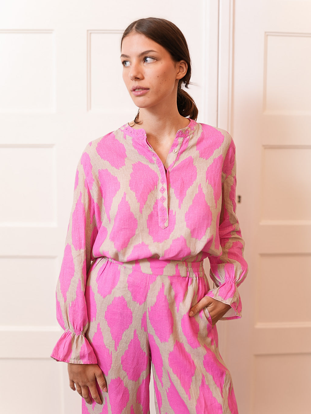 Broom Blouse Ikat Pink
