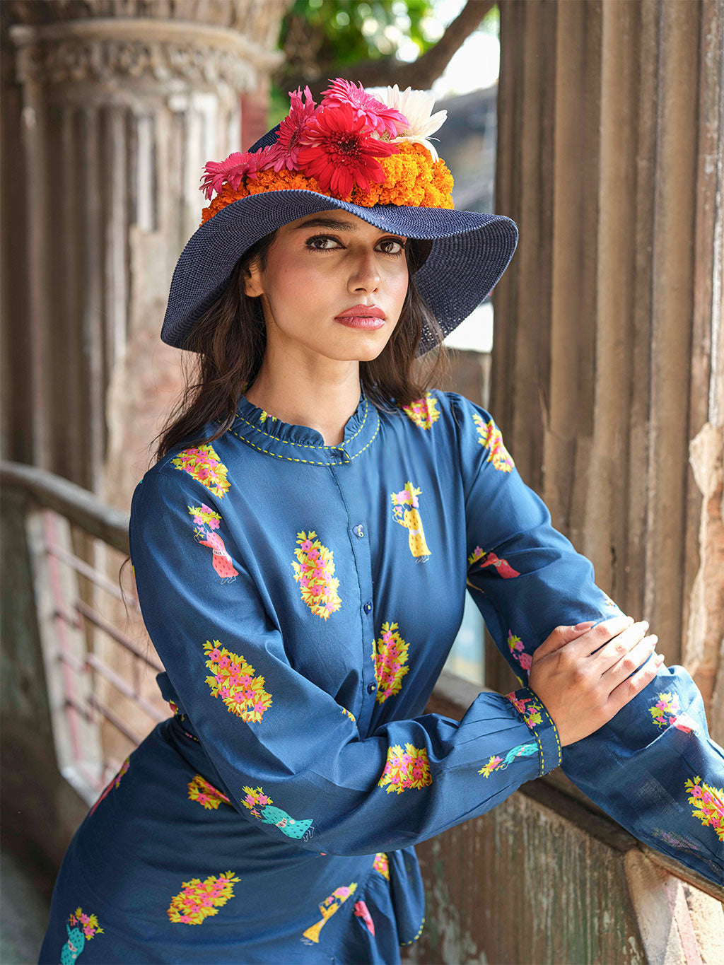 Purslane Blouse Flowerbunch on Navy