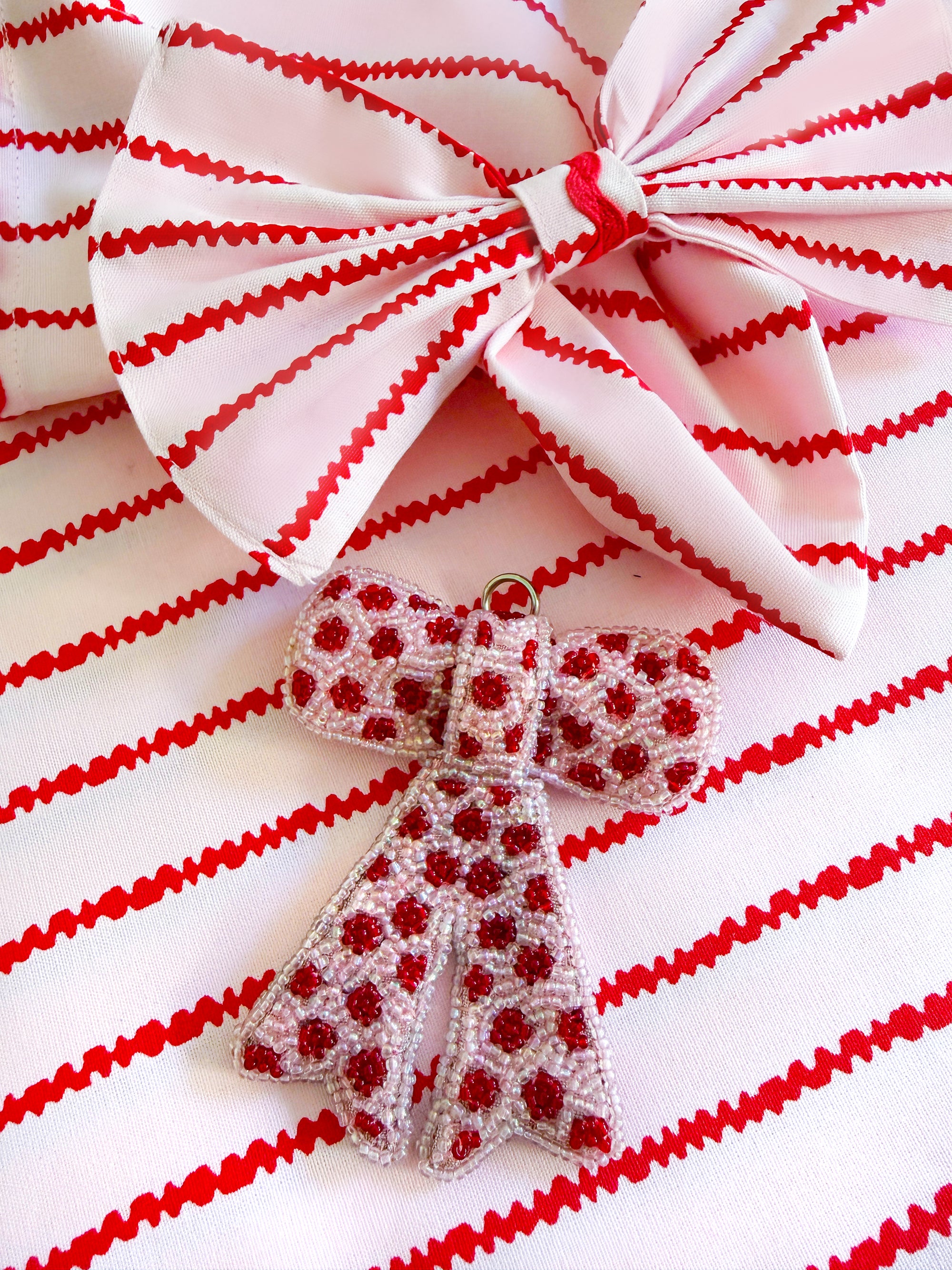 Tablecloth Red Stripes on Soft Pink