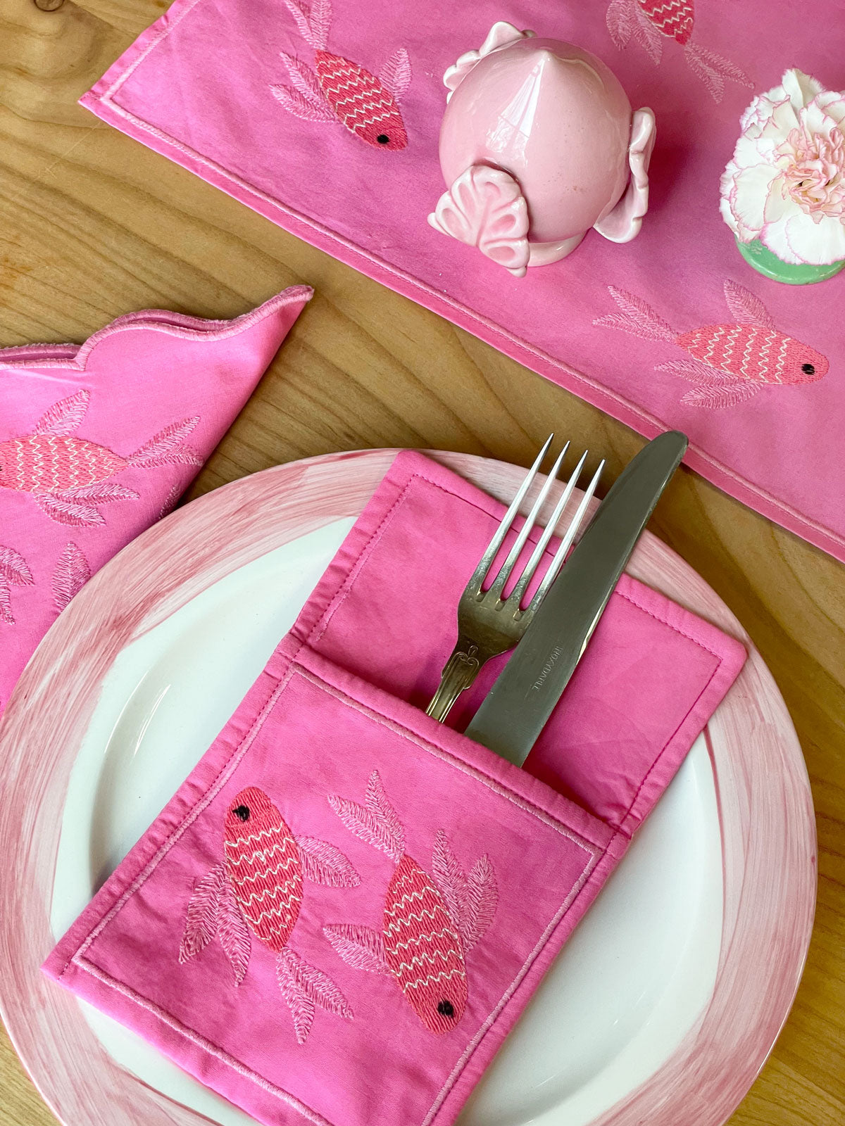 Cutlery Pocket Fish on Pink