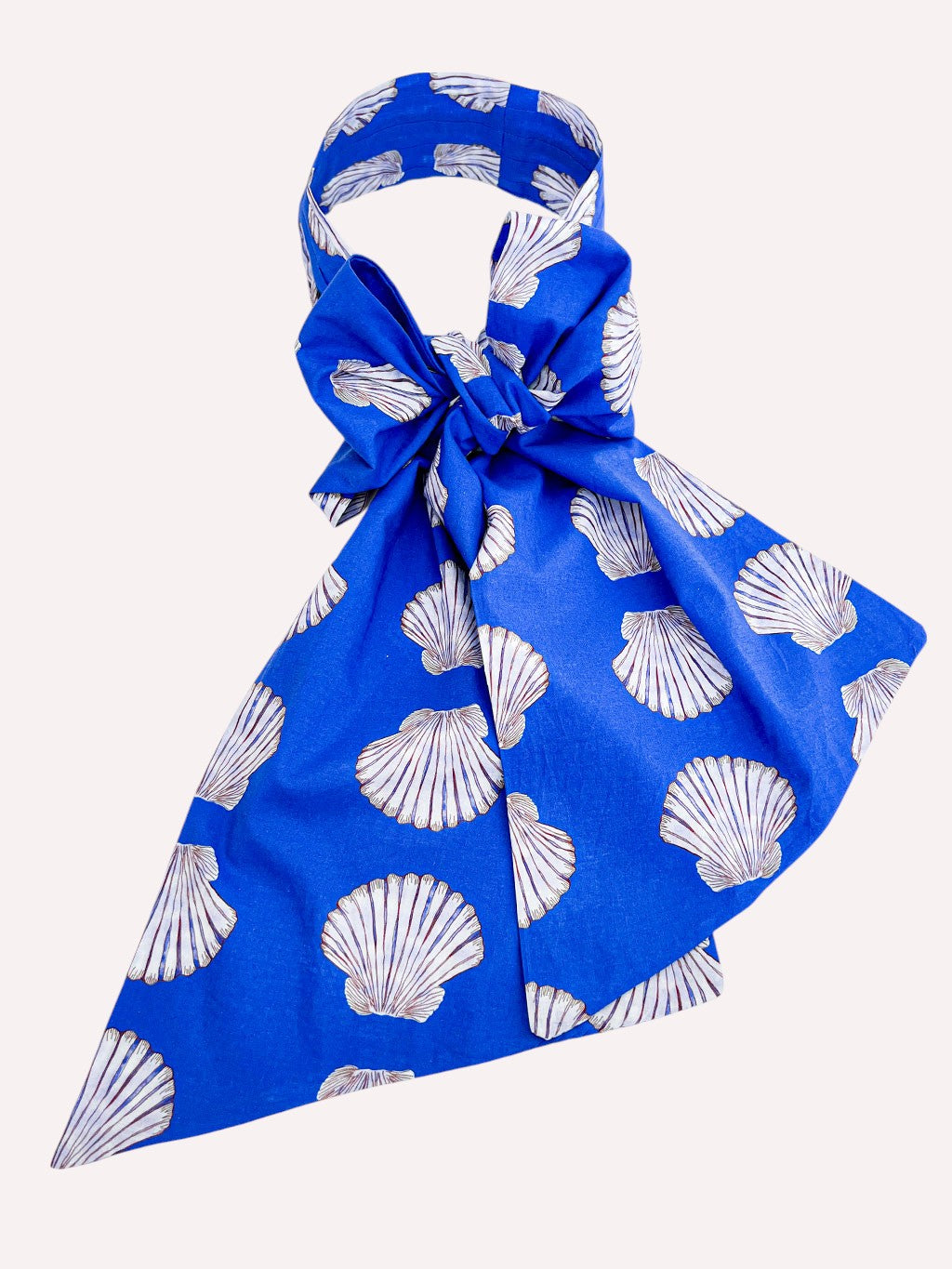Scarf Belt Shells on Blue
