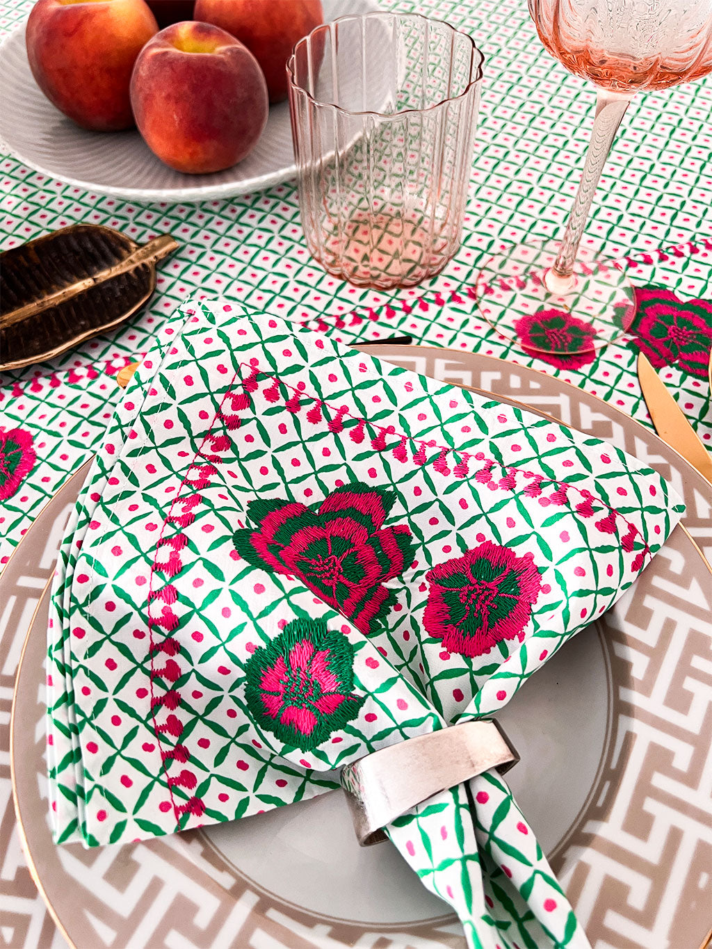 Table Cloth Dotty Emerald with Ruffle