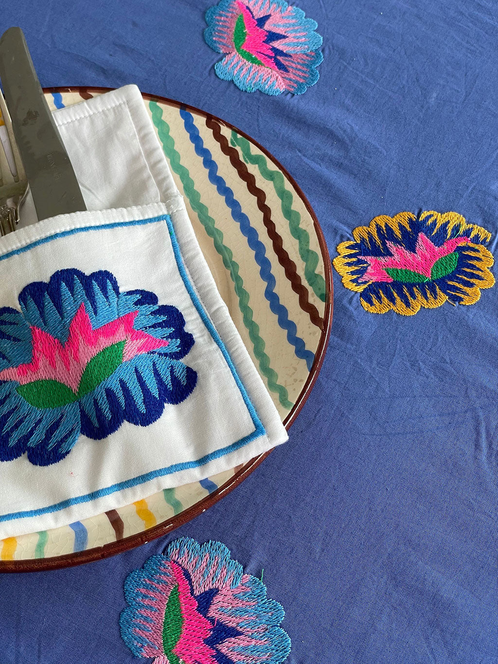 Tablecloth Lotus Flower on Blue