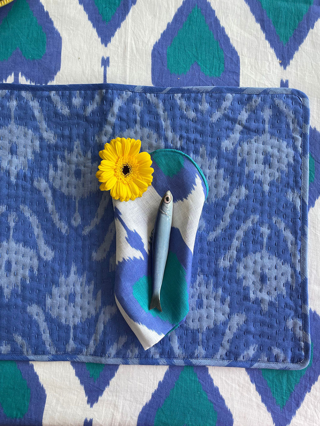 Placemat Ikat Blue