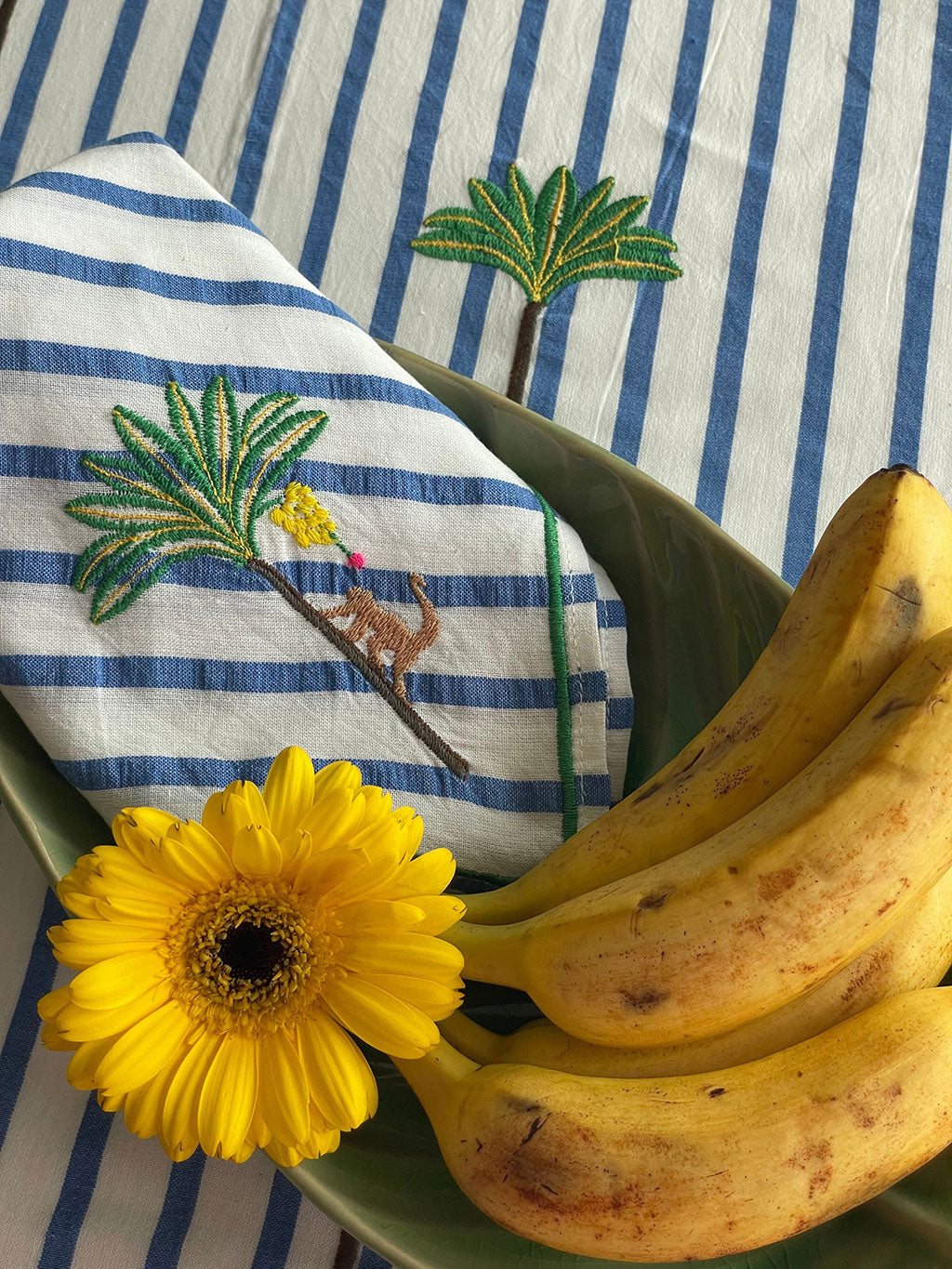 Napkin Palm on Blue Stripes