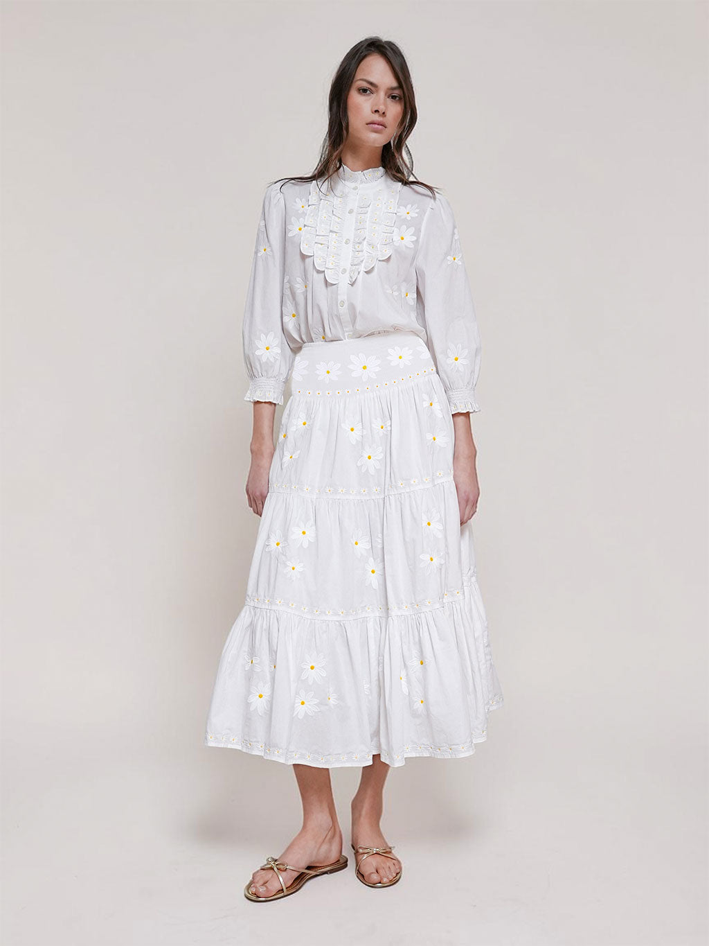 NIMO x CASA PERNICE White Skirt Flower Embroidery