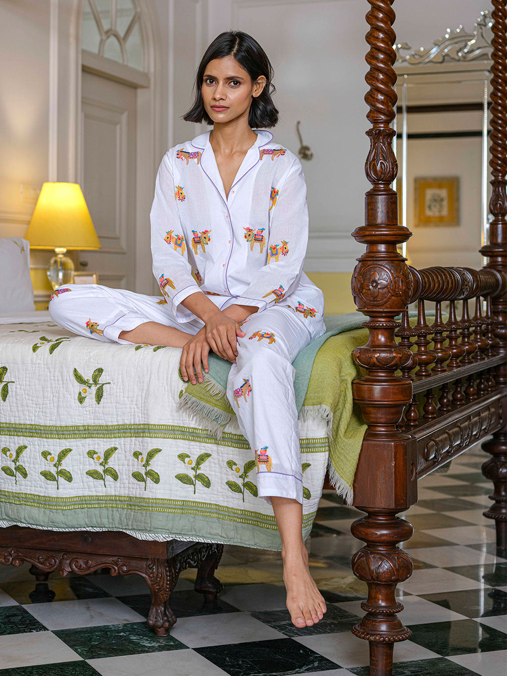 Donkeys on White Pyjama Long