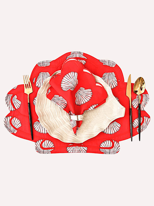 Placemat Shells on Red