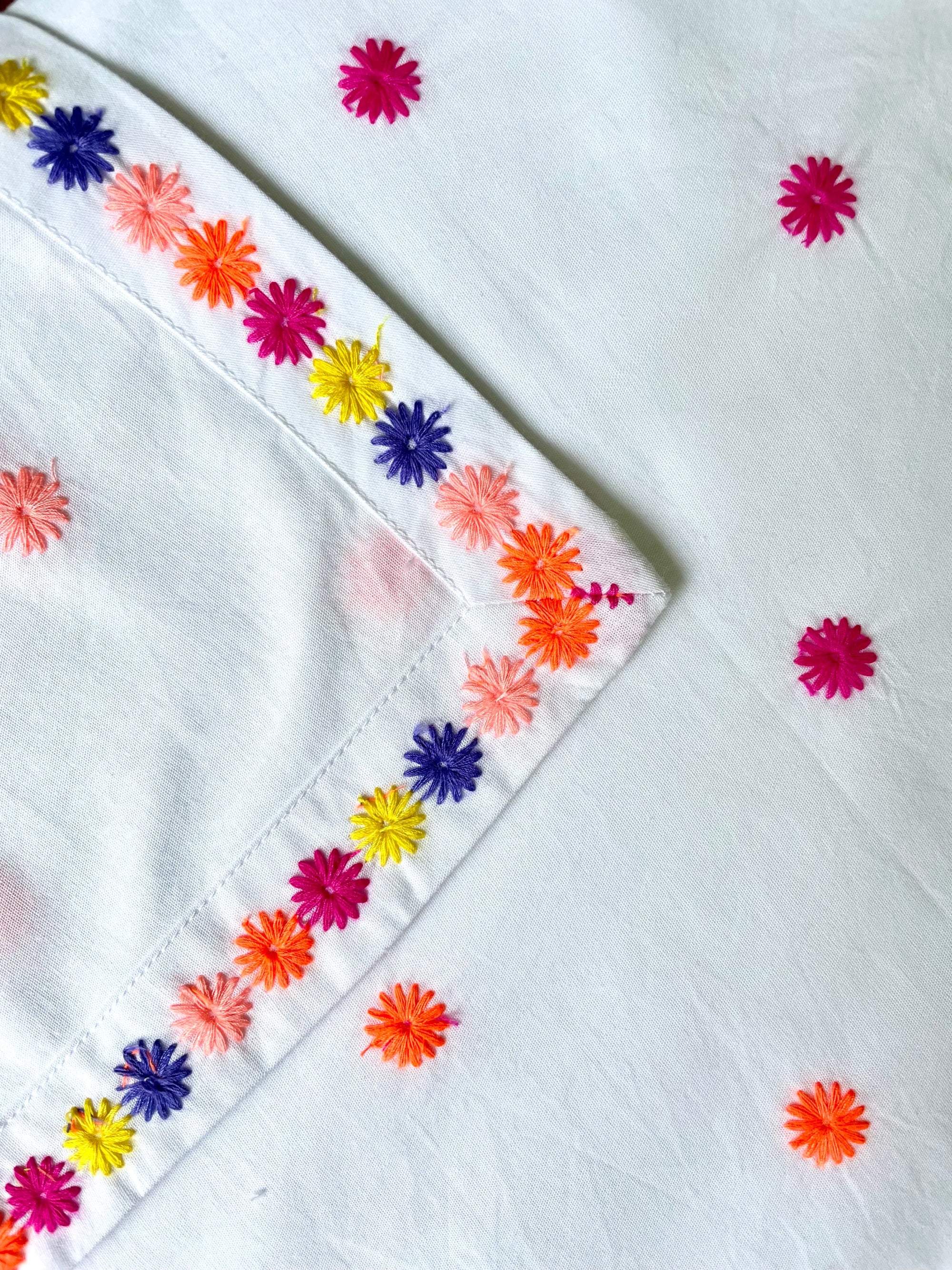 Napkin Multi Flowers Embroidery on White